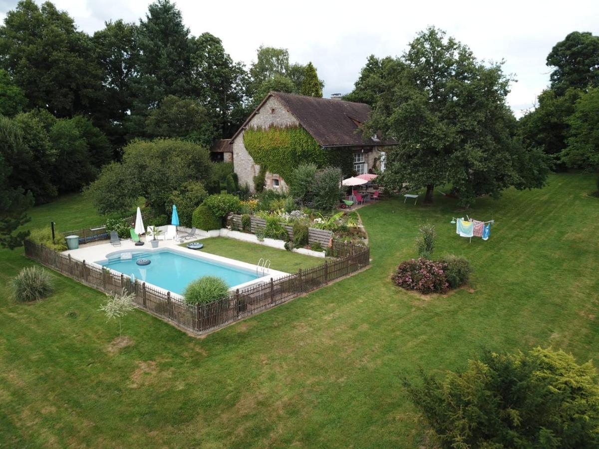 B&B Buddleja Saint-Hilaire-les-Places Exteriér fotografie