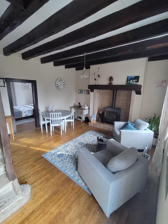 B&B Buddleja Saint-Hilaire-les-Places Exteriér fotografie